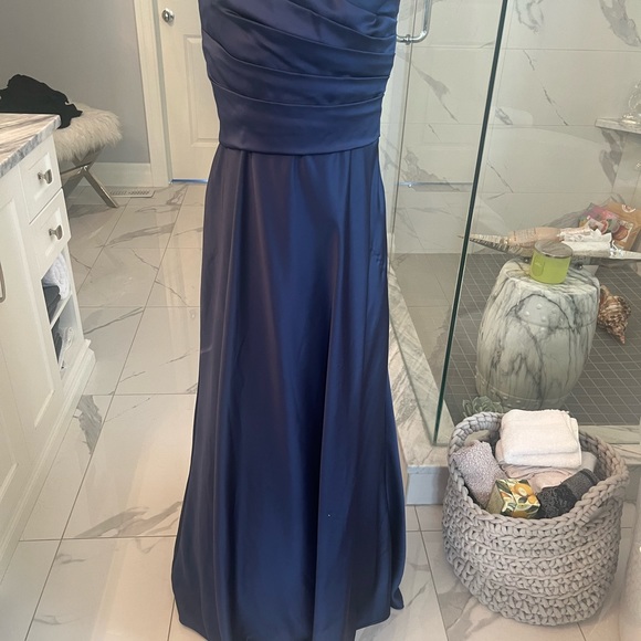 COPY - Ralph Lauren evening, blue bustiers, formal gown, size 6 - Picture 8 of 17